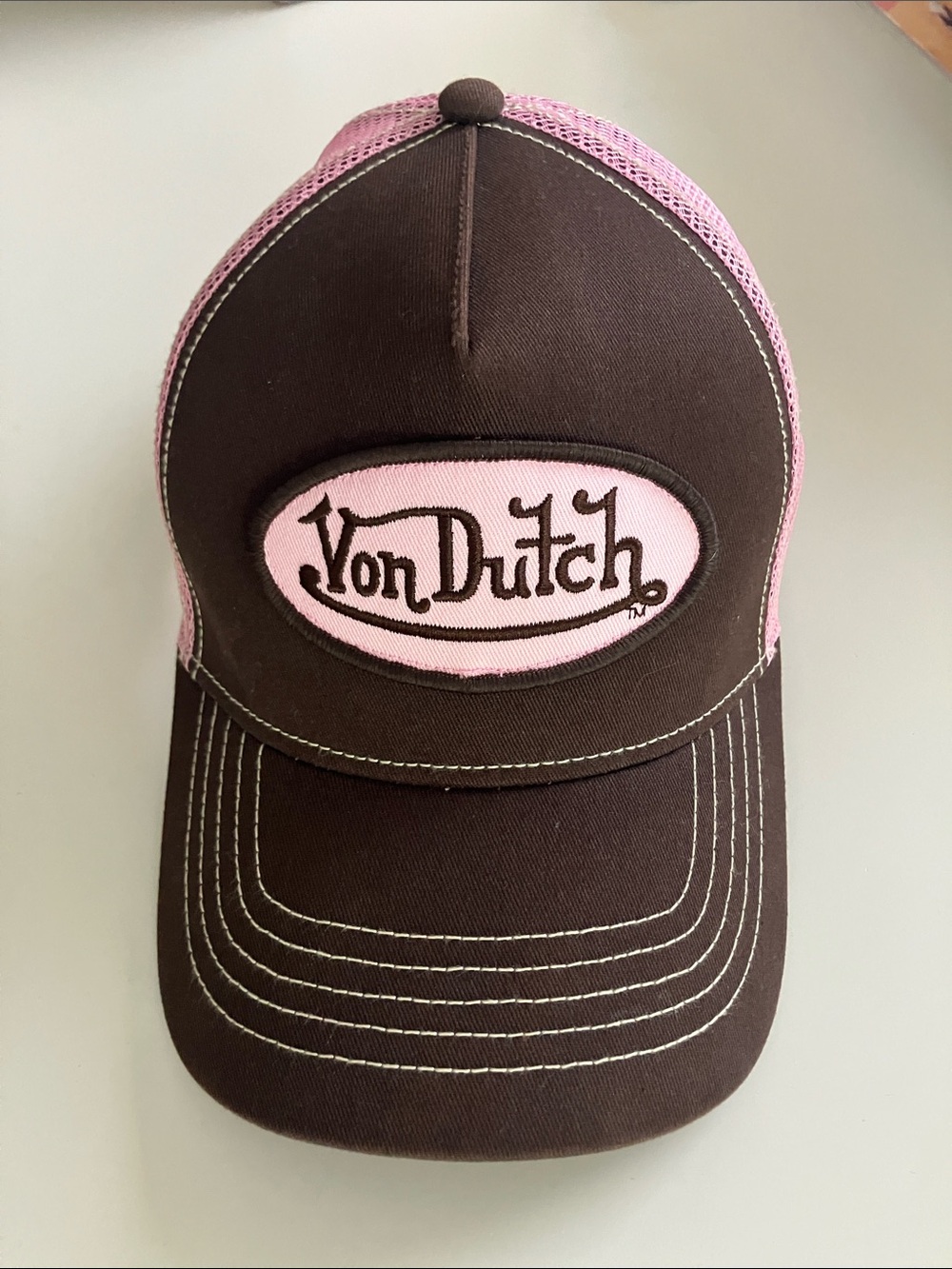 Von Dutch trucker hat